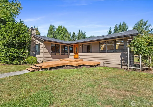 Photo 3 of Sale Pending at 20715 Brown Rd, Monroe, WA 98272 | MLS# NWM2565773 | Listing updated on 2026-09-27