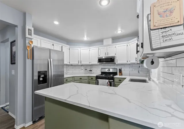 Photo 4 of Single family home for sale at 189 Park Pl Mnr, Buckley, WA 98321 | MLS# NWM2565788 | Listing updated on 2026-09-23