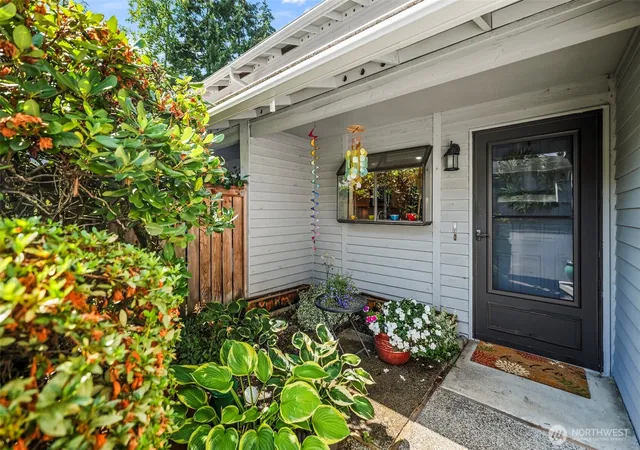 Photo 1 of Sale Pending at 5527 Bridgeport Way W #C, University Place, WA 98467 | MLS# NWM2565855 | Listing updated on 2026-09-25