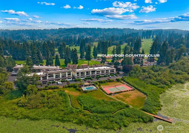 Photo 4 of Sale Pending at 16921 Inglewood Rd NE #A-104, Kenmore, WA 98028 | MLS# NWM2565873 | Listing updated on 2026-08-30