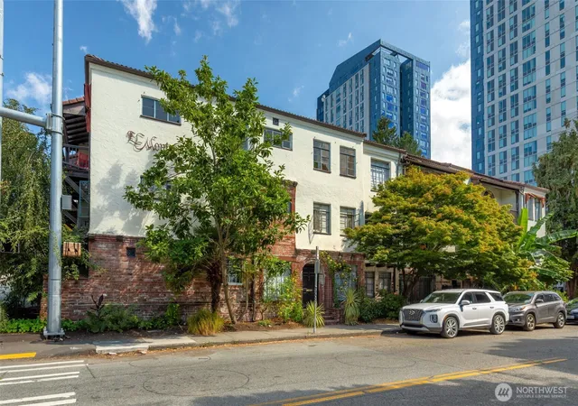 Photo 2 of Condo for sale at 4204 11th Avenue Ne #17, Seattle, WA 98105 | MLS# NWM2565910 | Listing updated on 2026-09-25