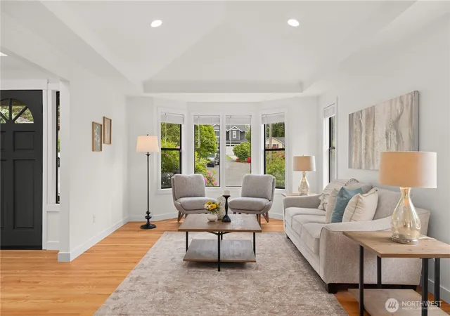 Photo 4 of Sale Pending at 14821 104th Avenue NE, Bothell, WA 98011 | MLS# NWM2565916 | Listing updated on 2026-08-15