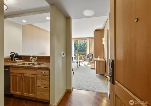 Photo 3 of Condo for sale at 3600 Suncadia Trl #3060, Cle Elum, WA 98922 | MLS# NWM2565939 | Listing updated on 2026-09-23