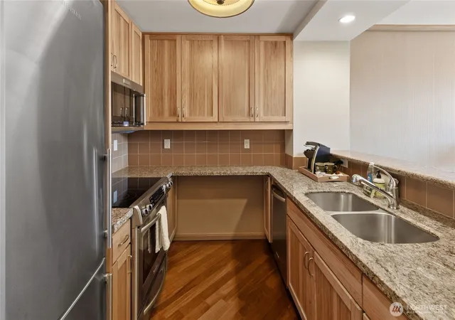 Photo 4 of Condo for sale at 3600 Suncadia Trl #3060, Cle Elum, WA 98922 | MLS# NWM2565939 | Listing updated on 2026-09-23