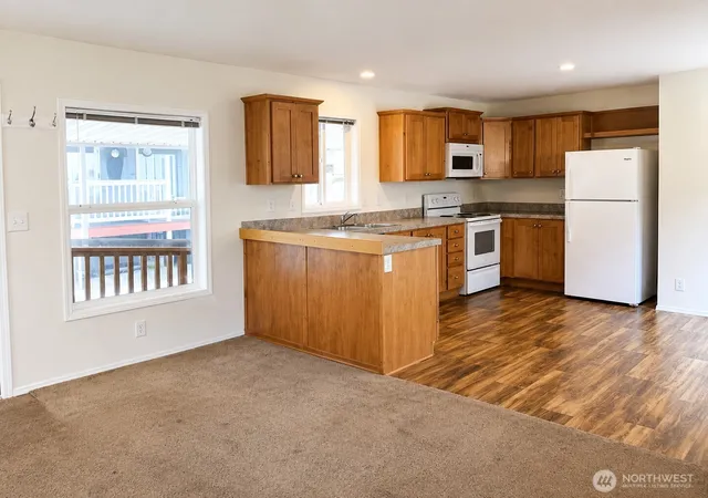 Photo 3 of Manufactured home for sale at 1111 Archwood Dr SW #354, Olympia, WA 98502 | MLS# NWM2565942 | Listing updated on 2026-09-23