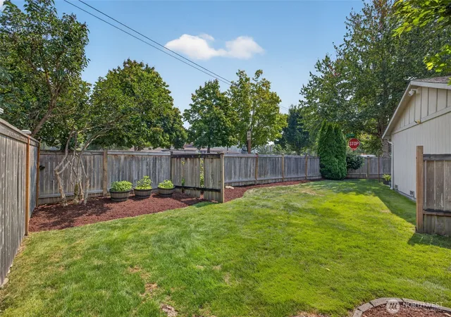 Photo 3 of Sale Pending at 408 Amberwood Cir, Sultan, WA 98294 | MLS# NWM2565959 | Listing updated on 2026-09-21