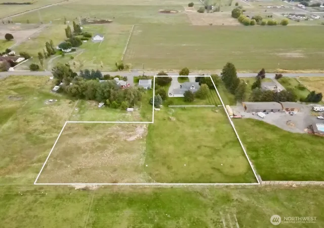 Photo 2 of Single family home for sale at 461 Fields Rd, Ellensburg, WA 98926 | MLS# NWM2565963 | Listing updated on 2026-09-28