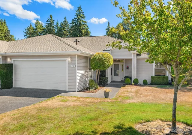 Photo 3 of Single family home for sale at 7117 87th Avenue Ct Sw, Lakewood, WA 98498 | MLS# NWM2565966 | Listing updated on 2026-09-28