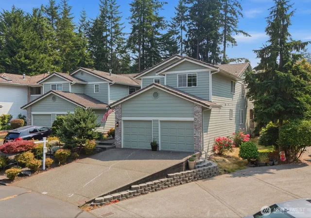 Photo 1 of Townhouse for sale at 2000 Village Green Dr #3, Mill Creek, WA 98012 | MLS# NWM2566020 | Listing updated on 2026-09-29