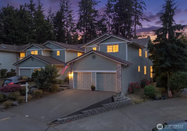 Photo 2 of Townhouse for sale at 2000 Village Green Dr #3, Mill Creek, WA 98012 | MLS# NWM2566020 | Listing updated on 2026-10-13