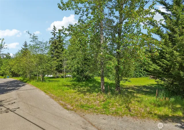 Photo 2 of Land for sale at 289 Xx 152nd Ave SE, Kent, WA 98042 | MLS# NWM2566023 | Listing updated on 2026-09-23