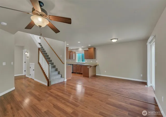 Photo 4 of Single family home for sale at 5003 Madison Hts Ct SE, Olympia, WA 98501 | MLS# NWM2566028 | Listing updated on 2026-09-17