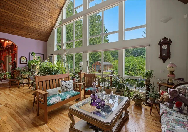 Photo 4 of Sale Pending at 6931 74th Avenue SE, Olympia, WA 98513 | MLS# NWM2566030 | Listing updated on 2026-09-06