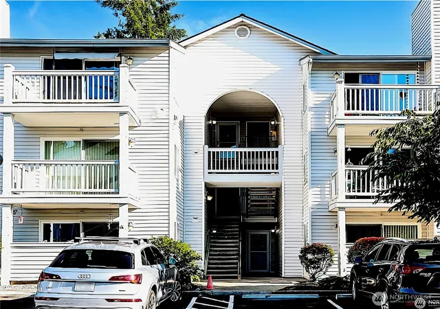 Photo 1 of Sale Pending at 11325 19th Avenue Se #B304, Everett, WA 98208 | MLS# NWM2566070 | Listing updated on 2026-09-24
