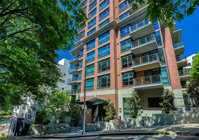 Photo 1 of Sale Pending at 1420 Terry Ave #304, Seattle, WA 98101 | MLS# NWM2566080 | Listing updated on 2026-10-01