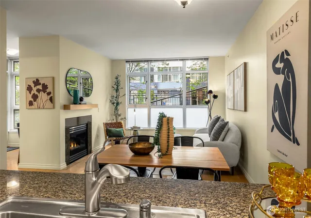 Photo 4 of Sale Pending at 1420 Terry Ave #304, Seattle, WA 98101 | MLS# NWM2566080 | Listing updated on 2026-10-01