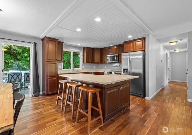 Photo 3 of Single family home for sale at 10429 34th Drive Se, Everett, WA 98208 | MLS# NWM2566125 | Listing updated on 2026-09-23