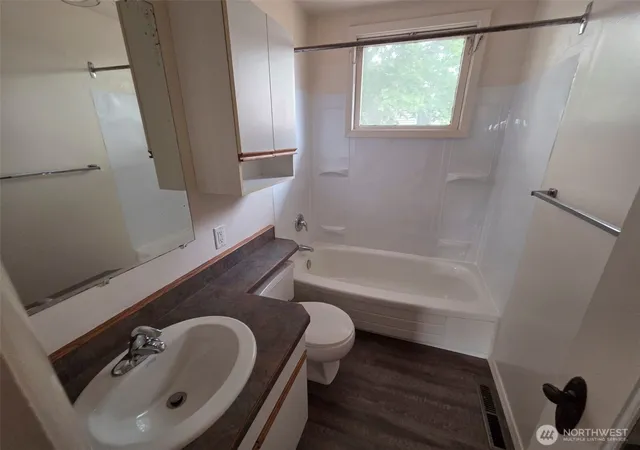 Photo 4 of Single family home for sale at 815 16th Avenue, Oroville, WA 98844 | MLS# NWM2566133 | Listing updated on 2026-09-25
