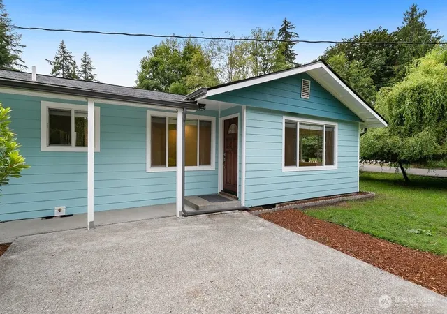 Photo 1 of Single family home for sale at 301 Over St Se, Tumwater, WA 98501 | MLS# NWM2566162 | Listing updated on 2026-09-28