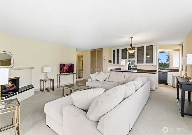 Photo 2 of Condo for sale at 1910 Evergreen Park Dr Sw #701, Olympia, WA 98502 | MLS# NWM2566165 | Listing updated on 2026-09-23