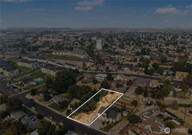 Photo 3 of Land for sale at 923 S Garden Dr, Moses Lake, WA 98837 | MLS# NWM2566175 | Listing updated on 2026-10-03