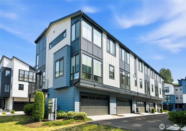 Photo 2 of Townhouse for sale at 2422 217th Street Se #D, Bothell, WA 98021 | MLS# NWM2566189 | Listing updated on 2026-09-22