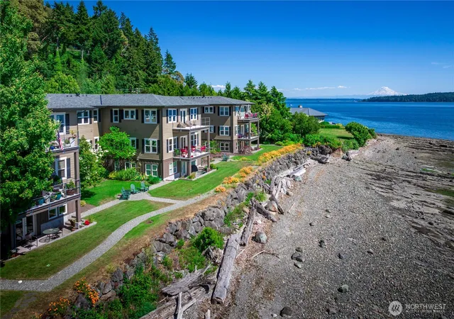 Photo 2 of Condo for sale at 9551 Ne S Beach Dr #1A, Bainbridge Island, WA 98110 | MLS# NWM2566199 | Listing updated on 2026-09-23
