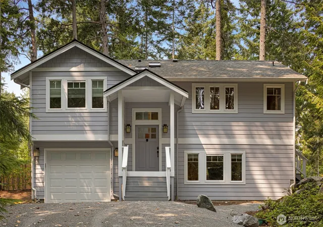 Photo 4 of Single family home for sale at 184 Brooks Ln, Friday Harbor, WA 98250 | MLS# NWM2566226 | Listing updated on 2026-09-23