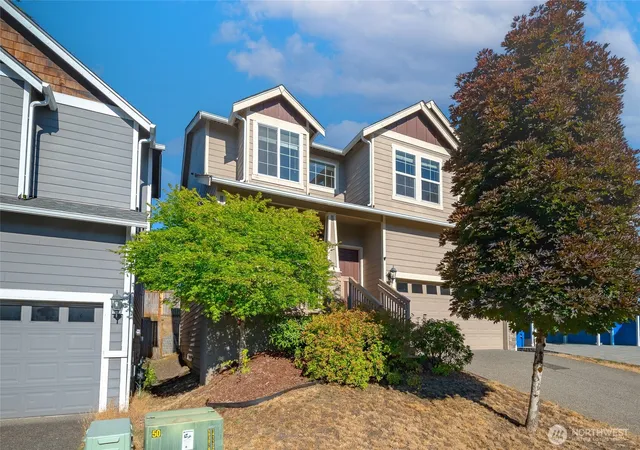 Photo 1 of Single family home for sale at 2523 10th Court Se, Olympia, WA 98501 | MLS# NWM2566242 | Listing updated on 2026-09-23