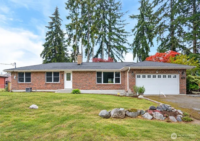 Single family home for sale at 3806 S 272nd Street, Kent, WA 98032 | MLS# NWM2566283