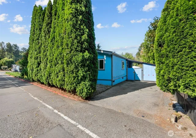 Photo 3 of Manufactured home for sale at 20277 80th Avenue Ne #55, Arlington, WA 98223 | MLS# NWM2566301 | Listing updated on 2026-09-23