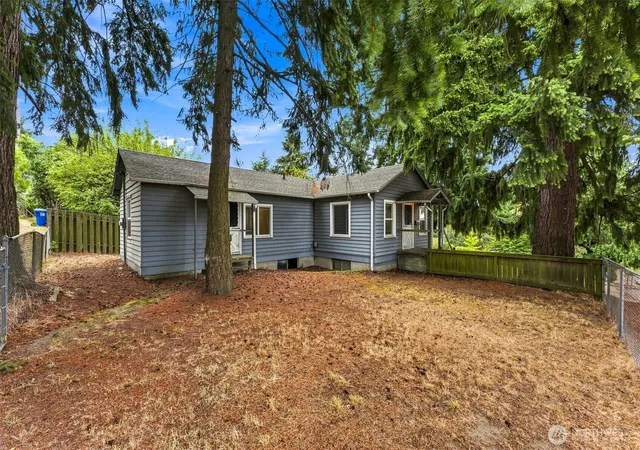 Photo 3 of Single family home for sale at 7955 29th Avenue SW, Seattle, WA 98126 | MLS# NWM2566302 | Listing updated on 2026-09-23