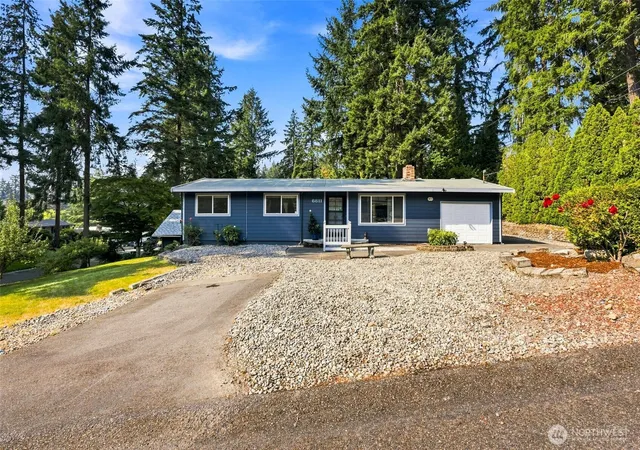 Photo 2 of Single family home for sale at 6811 82nd Street Sw, Lakewood, WA 98499 | MLS# NWM2566325 | Listing updated on 2026-09-22