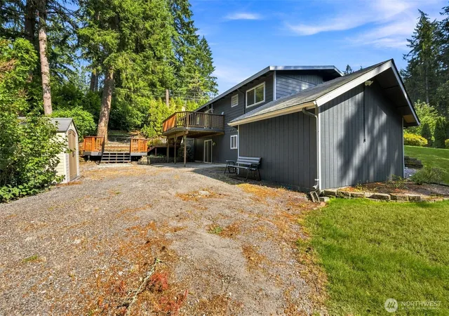 Photo 4 of Single family home for sale at 6811 82nd Street SW, Lakewood, WA 98499 | MLS# NWM2566325 | Listing updated on 2026-09-22
