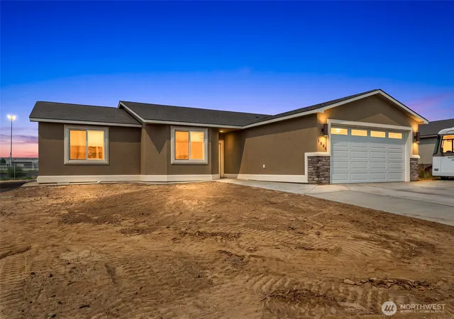 Photo 1 of Single family home for sale at 1505 7th Avenue Ne, Quincy, WA 98848 | MLS# NWM2566326 | Listing updated on 2026-09-23