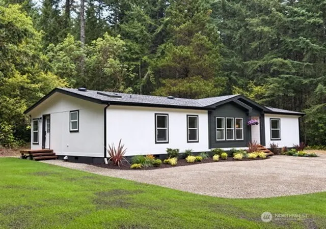 Photo 1 of Manufactured home for sale at 5189 Sw Paradise Ln, Port Orchard, WA 98367 | MLS# NWM2566344 | Listing updated on 2026-09-24