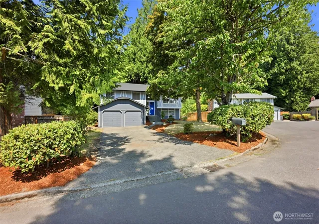 Photo 2 of Single family home for sale at 5115 Monticello Dr, Edmonds, WA 98026 | MLS# NWM2566358 | Listing updated on 2026-10-05