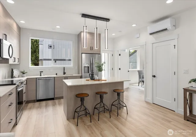 Photo 3 of Sale Pending at 10326 B Ashworth Ave N, Seattle, WA 98133 | MLS# NWM2566370 | Listing updated on 2026-09-22