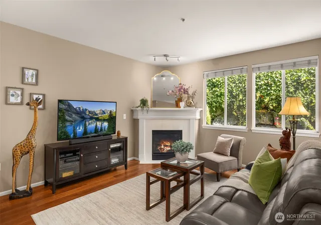 Photo 3 of Sale Pending at 5100 Talbot Pl S #D, Renton, WA 98055 | MLS# NWM2566377 | Listing updated on 2026-09-22