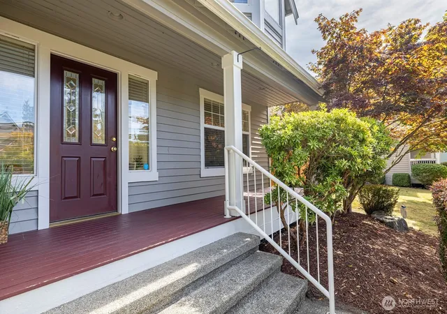 Photo 2 of Single family home for sale at 1608 Highland Ter Ct, Mukilteo, WA 98275 | MLS# NWM2566389 | Listing updated on 2026-10-01