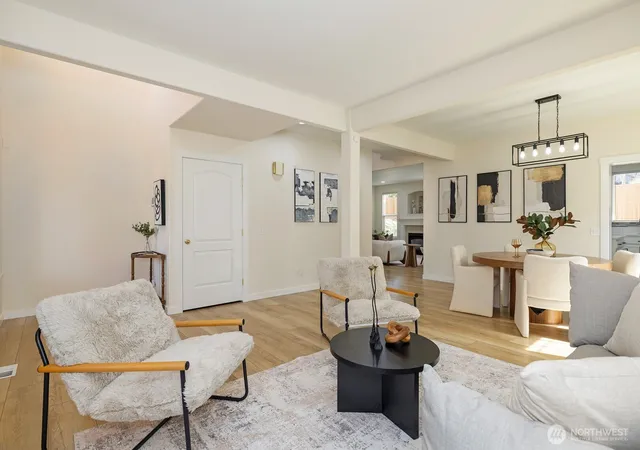 Photo 4 of Single family home for sale at 1608 Highland Ter Ct, Mukilteo, WA 98275 | MLS# NWM2566389 | Listing updated on 2026-10-01