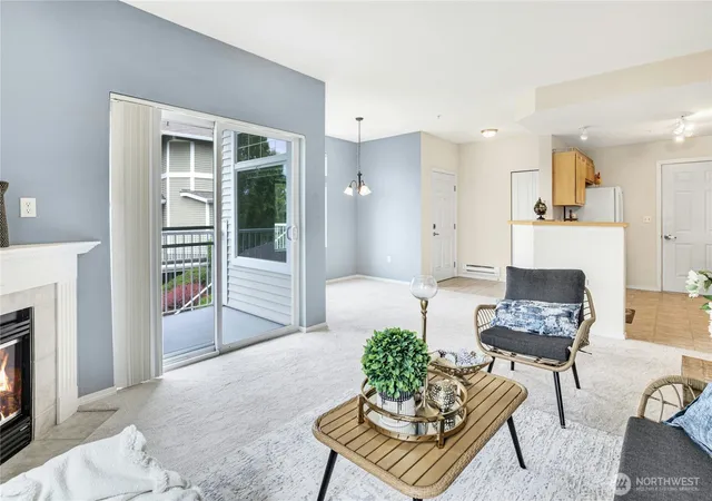 Photo 3 of Condo for sale at 6405 Isaac Ave SE #G, Auburn, WA 98092 | MLS# NWM2566398 | Listing updated on 2026-09-30