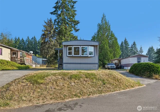 Photo 2 of Manufactured home for sale at 3371 Se Bielmeier Rd #41, Port Orchard, WA 98367 | MLS# NWM2566400 | Listing updated on 2026-09-23