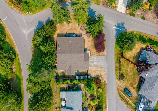 Photo 4 of Single family home for sale at 511 Kloshe Way, La Conner, WA 98257 | MLS# NWM2566408 | Listing updated on 2026-10-01