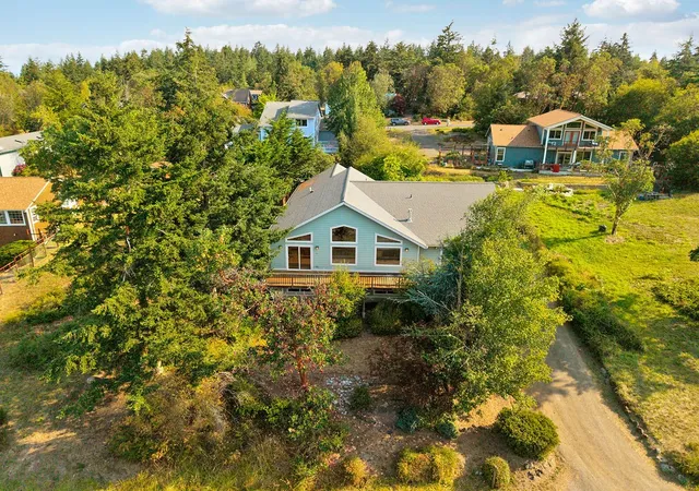 Photo 1 of Single family home for sale at 5391 Cape George Rd, Port Townsend, WA 98368 | MLS# NWM2566409 | Listing updated on 2026-09-23