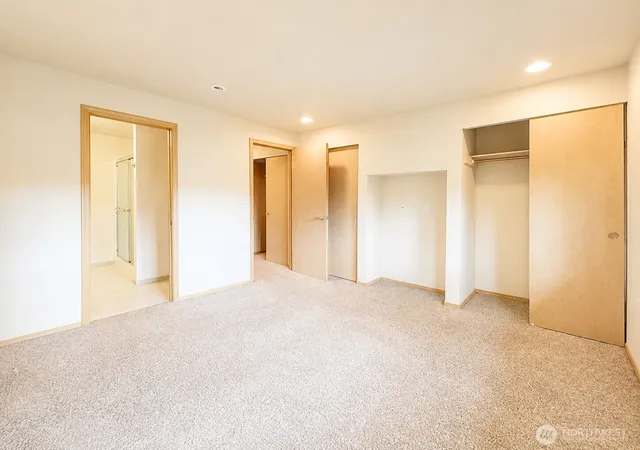 Photo 4 of House for sale at 818 138th Street E, Tacoma, WA 98445 | MLS# NWM2566430 | Listing updated on 2026-09-23