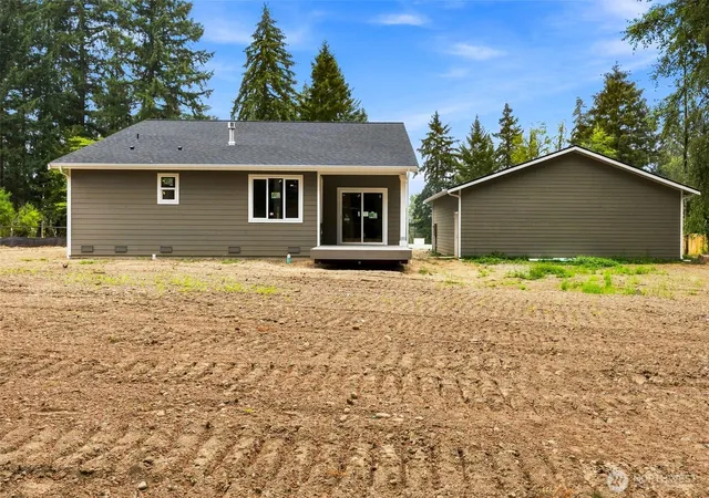 Photo 4 of Single family home for sale at 10820 245th Street Ct E, Graham, WA 98338 | MLS# NWM2566471 | Listing updated on 2026-09-23