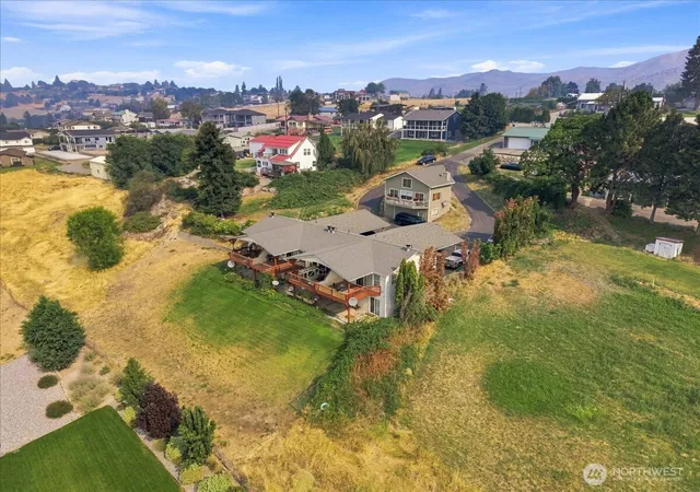 Photo 3 of Multi family home for sale at 57 Katalpa Ln, Manson, WA 98831 | MLS# NWM2566478 | Listing updated on 2026-09-23