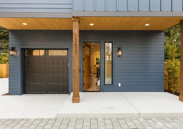 Photo 2 of Condo for sale at 13637 103rd Avenue NE, Kirkland, WA 98034 | MLS# NWM2566498 | Listing updated on 2026-10-01