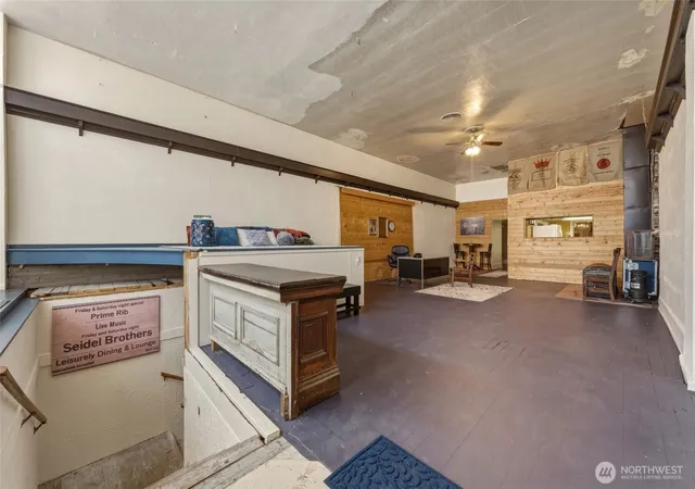 Photo 3 of Single family home for sale at 956 Main St, Pomeroy, WA 99347 | MLS# NWM2566543 | Listing updated on 2026-09-23